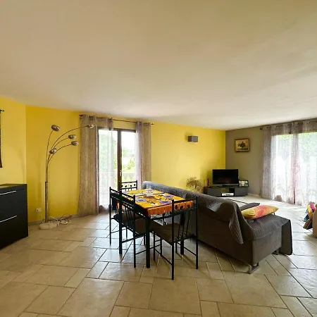 Vakantiehuis Pour 8 Avec Clim Et Parking Proche De La